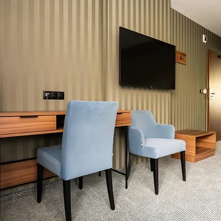 Hotel Vestina 3*