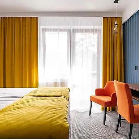 Vestina Hotel 3*